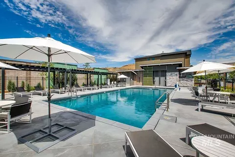 Exterior - 4430 E Haystack St #203, Boise, ID 83716 photo 5 of 5