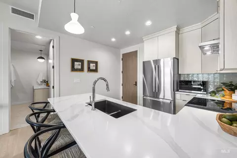 Kitchen - 4430 E Haystack St #203, Boise, ID 83716 photo 4 of 6