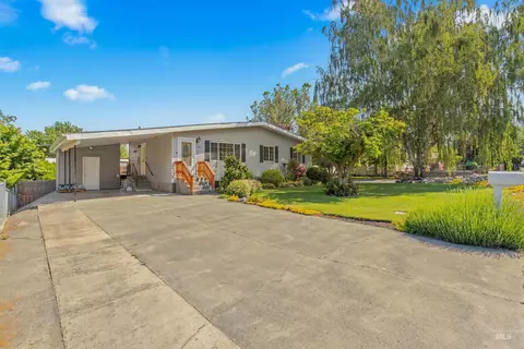 1127 17th Ave, Lewiston, ID 83501