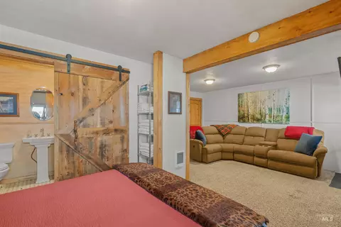 Bedroom - 112 Main St, Elk River, ID 83827 photo 7 of 9