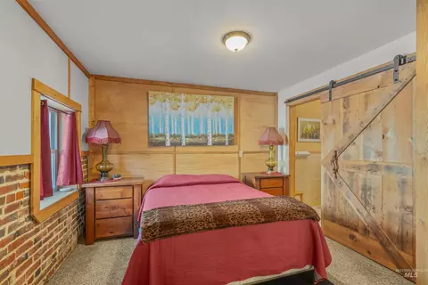 Bedroom - 112 Main St, Elk River, ID 83827 photo 6 of 9