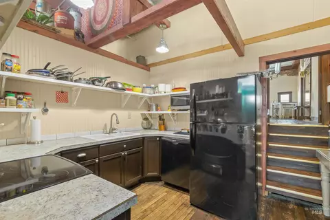 Kitchen - 112 Main St, Elk River, ID 83827 photo 1 of 1