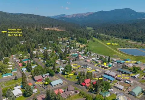 View/Area - 112 Main St, Elk River, ID 83827 photo 1 of 4