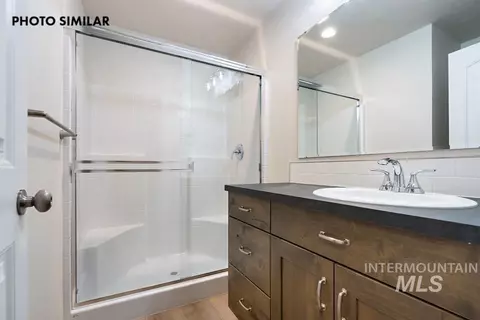 Bath - 3130 Cypress Point Ave, Payette, ID 83661 photo 2 of 3