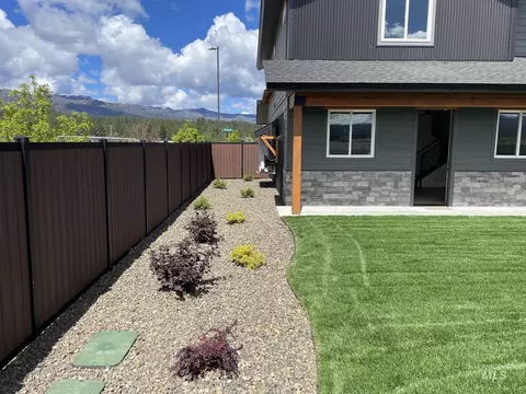 Exterior - 12 North Crk, Cascade, ID 83611 photo 4 of 9