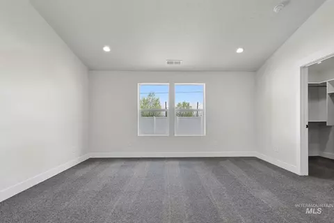 Bedroom - 322 N 12th St, Parma, ID 83660 photo 2 of 4