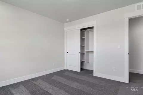 Bedroom - 322 N 12th St, Parma, ID 83660 photo 4 of 4