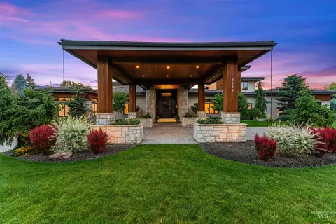 2748 S Pasa Tiempo Way, Eagle, ID 83616
