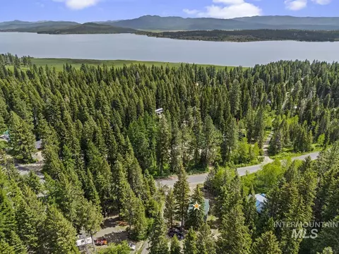 View/Area - 567 W Mountain Rd, Cascade, ID 83611 photo 1 of 4