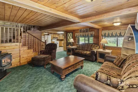 Living - 567 W Mountain Rd, Cascade, ID 83611 photo 1 of 4