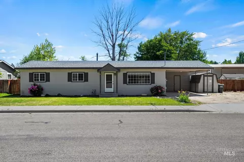 632 N Franklin, Kuna, ID 83634