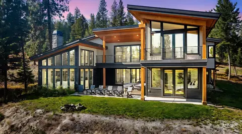38 Bella View Dr, Mccall, ID 83638