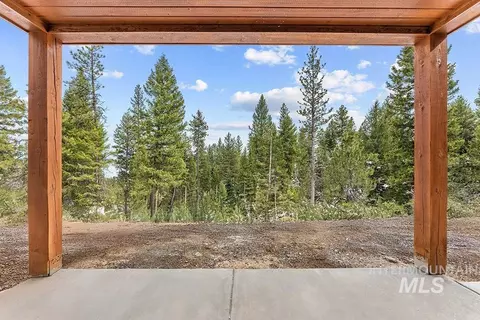 Exterior - 38 Bella View Dr, Mccall, ID 83638 photo 5 of 14