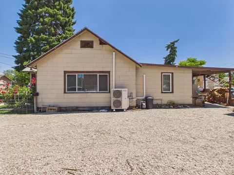 Exterior - 403 E 4th, Emmett, ID 83617 photo 4 of 7