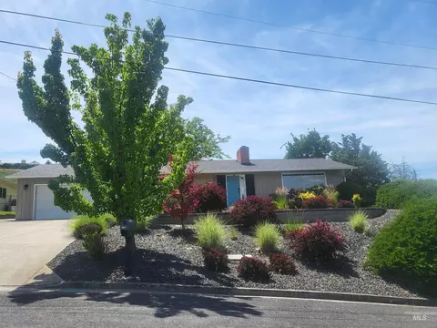 220 21st Ave, Lewiston, ID 83501