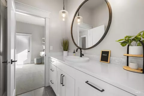 Bath - 5008 W Strant St, Eagle, ID 83616 photo 5 of 7