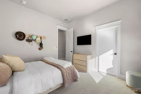 Bedroom - 5008 W Strant St, Eagle, ID 83616 photo 7 of 8