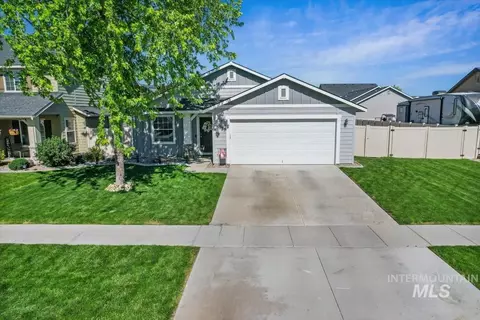 3134 S Oak Island Ave, Nampa, ID 83686