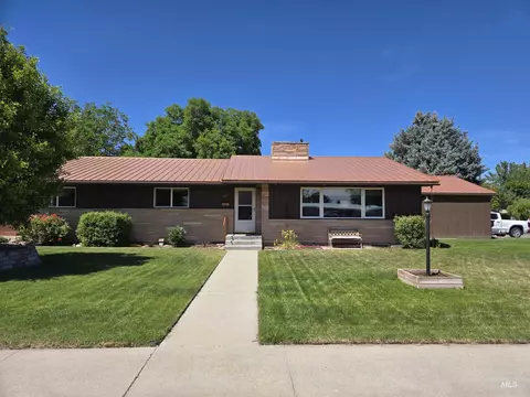 1235 SW 2nd Ave, Ontario, OR 97914