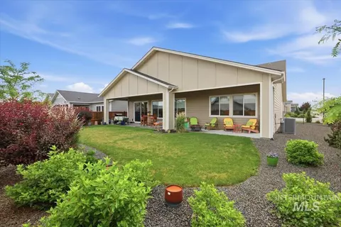 Exterior - 11765 S Integrity Ln, Kuna, ID 83634 photo 3 of 9