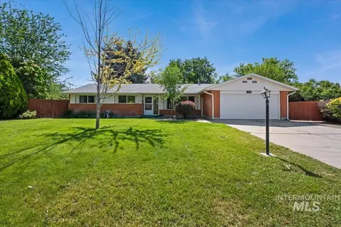 7920 W Galena Dr, Boise, ID 83709