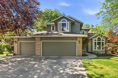 8046 W Burntree Ct, Boise, ID 83704