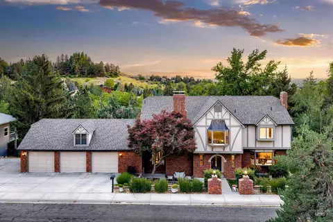 2073 E Ridgecrest Dr, Boise, ID 83712