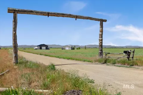 161 E 200 N, Fairfield, ID 83327