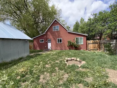318 E Camas Ave, Fairfield, ID 83327