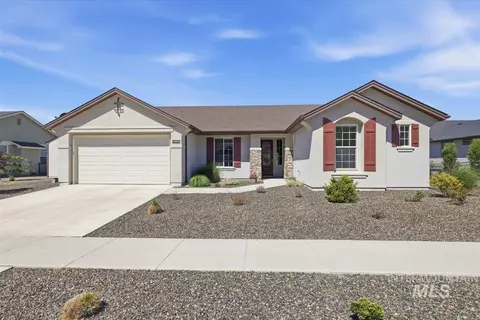 19979 N Glenisla Pl, Garden City, ID 83714