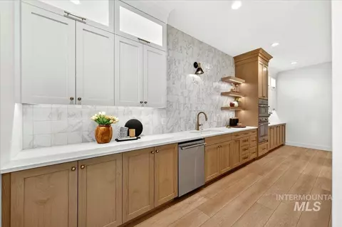 Kitchen - 4185 W Strant Dr, Eagle, ID 83616 photo 10 of 10
