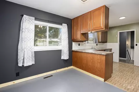 Other - 320 E 23rd Dr, Burley, ID 83318 photo 5 of 10