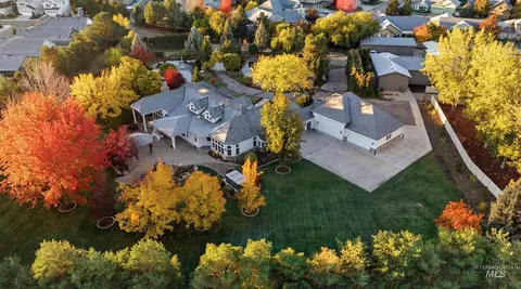2610 E Jasmine Ln, Meridian, ID 83646