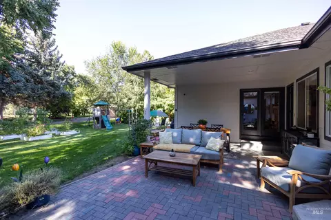 Exterior - 1331 S Watermark Ave, Eagle, ID 83616 photo 6 of 7