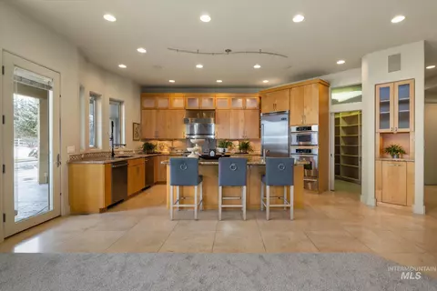 Kitchen - 1400 N Razza Way, Eagle, ID 83616 photo 1 of 3