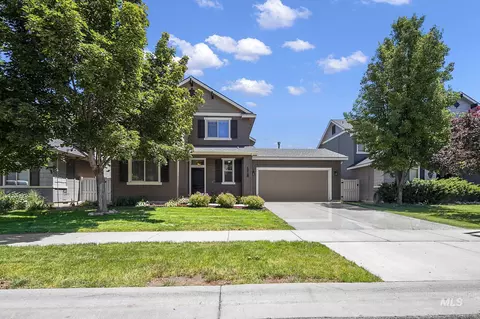 1928 Ridge Way, Middleton, ID 83644