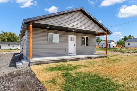 459 E Hagerman Ave, Hagerman, ID 83332