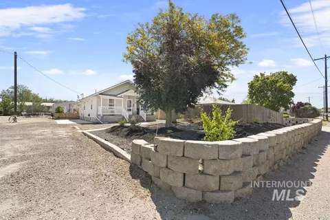 508 S Whitley, Fruitland, ID 83619