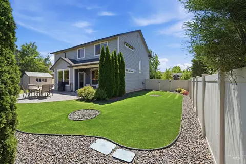 Exterior - 2550 E Snocreek Dr, Eagle, ID 83616 photo 4 of 7