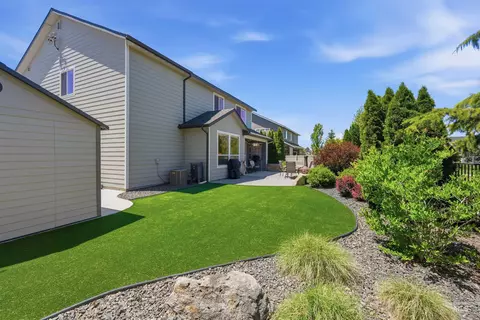 Exterior - 2550 E Snocreek Dr, Eagle, ID 83616 photo 5 of 7
