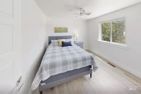 Bedroom - 2550 E Snocreek Dr, Eagle, ID 83616 photo 5 of 5