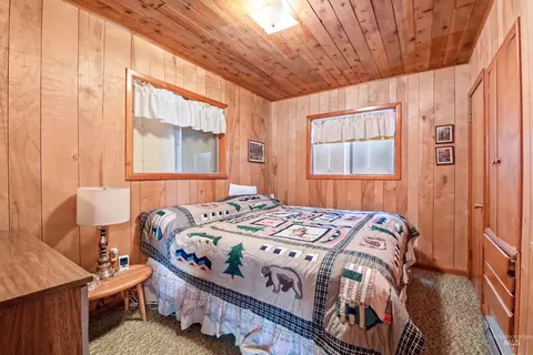 Bedroom - 2 Cub Trl, Cascade, ID 83611 photo 1 of 2