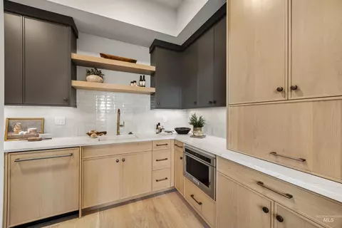 Kitchen - 5481 W Haughburn Dr, Eagle, ID 83616 photo 9 of 9