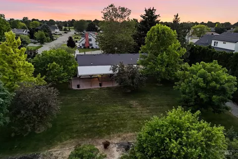 25238 Geri Ln, Caldwell, ID 83607