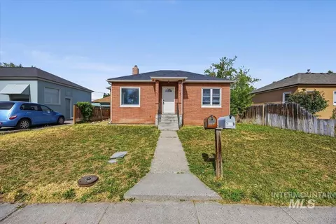 187 Monroe St, Twin Falls, ID 83301