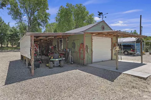 Exterior - 8950 W Edgeview Ln, Eagle, ID 83616 photo 10 of 12