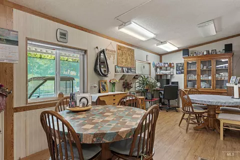 Dining - 8950 W Edgeview Ln, Eagle, ID 83616 photo 2 of 2