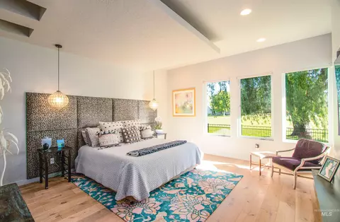 Bedroom - 1770 W Hampton Bay Dr, Eagle, ID 83616 photo 1 of 5