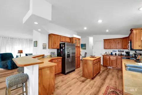 1201 W Mountain Rd, Cascade, ID 83611 photo 6