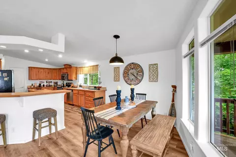 1201 W Mountain Rd, Cascade, ID 83611 photo 10